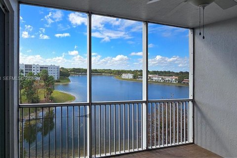 Купить кондоминиум в Дорал, Флорида 3 спальни, 157.93м2, № 2002947 - фото 7