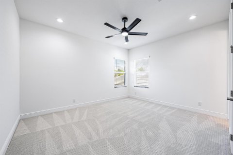 Casa en venta en Palm Beach Gardens, Florida, 4 dormitorios, 353.21 m2 № 2424573 - foto 17