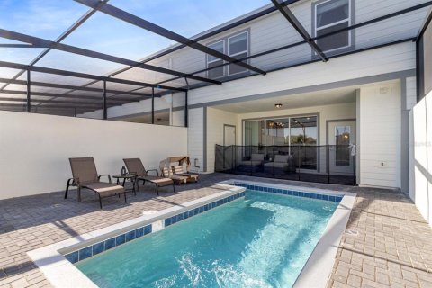 Townhouse in Davenport, Florida 5 bedrooms, 211.91 sq.m. № 1275738 - photo 14