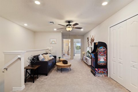 Townhouse in Davenport, Florida 5 bedrooms, 211.91 sq.m. № 1275738 - photo 27