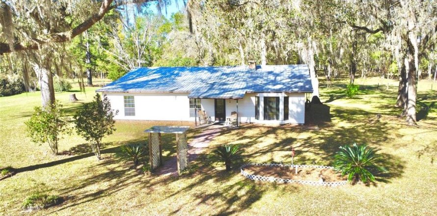 Villa ou maison à Alachua, Floride 4 chambres, 203.64 m2 № 1876853