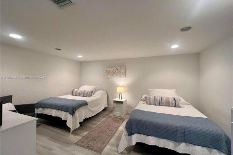 Condo in Lauderdale-by-the-Sea, Florida, 2 bedrooms  № 1961073 - photo 6