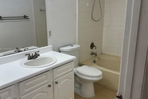 Copropriété à vendre à Miami, Floride: 1 chambre, 54.63 m2 № 2010683 - photo 10