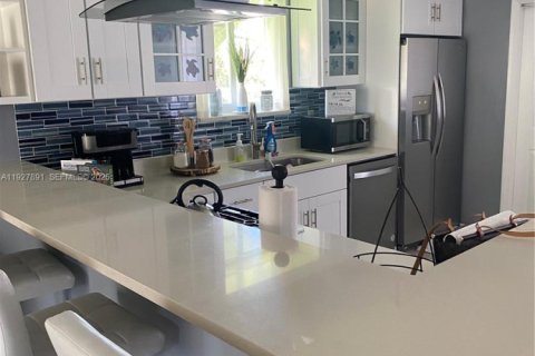 Купить виллу или дом в Холливуд, Флорида 3 спальни, № 1988710 - фото 9