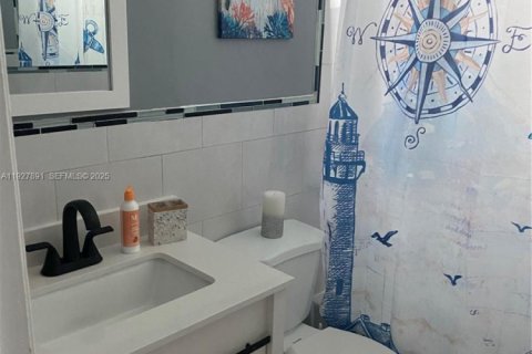 Купить виллу или дом в Холливуд, Флорида 3 спальни, № 1988710 - фото 12