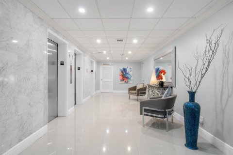 Купить кондоминиум в Холливуд, Флорида 3 комнаты, 77.29м2, № 2244506 - фото 27