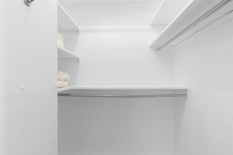 Купить кондоминиум в Холливуд, Флорида 3 комнаты, 77.29м2, № 2244506 - фото 17