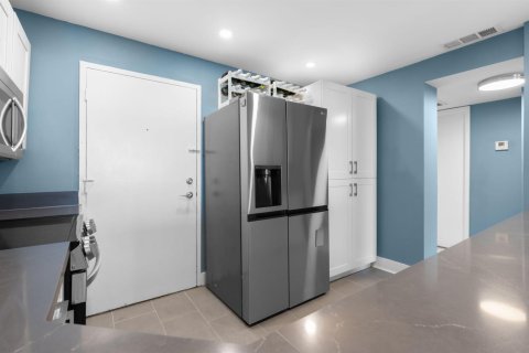 Купить кондоминиум в Холливуд, Флорида 3 комнаты, 77.29м2, № 2244506 - фото 5