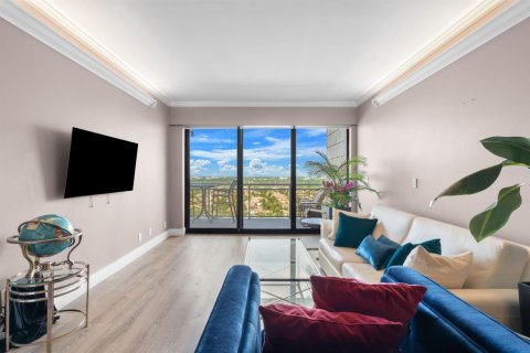 Купить кондоминиум в Холливуд, Флорида 3 комнаты, 77.29м2, № 2244506 - фото 10