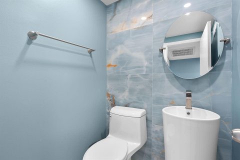 Купить кондоминиум в Холливуд, Флорида 3 комнаты, 77.29м2, № 2244506 - фото 26
