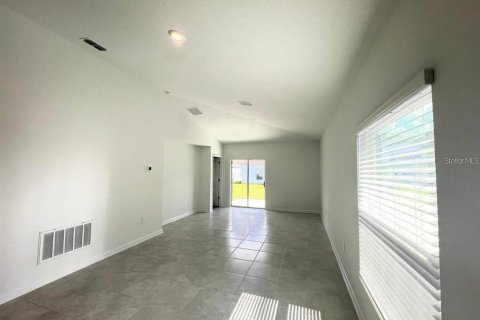 Villa ou maison à louer à Kissimmee, Floride: 3 chambres, 117.71 m2 № 2321321 - photo 8