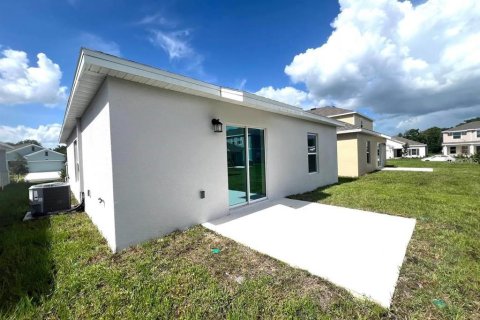 Villa ou maison à louer à Kissimmee, Floride: 3 chambres, 117.71 m2 № 2321321 - photo 19