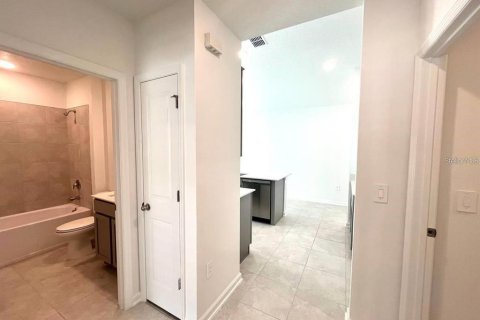 Villa ou maison à louer à Kissimmee, Floride: 3 chambres, 117.71 m2 № 2321321 - photo 11
