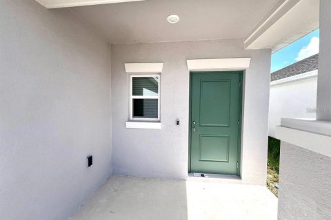 Villa ou maison à louer à Kissimmee, Floride: 3 chambres, 117.71 m2 № 2321321 - photo 4