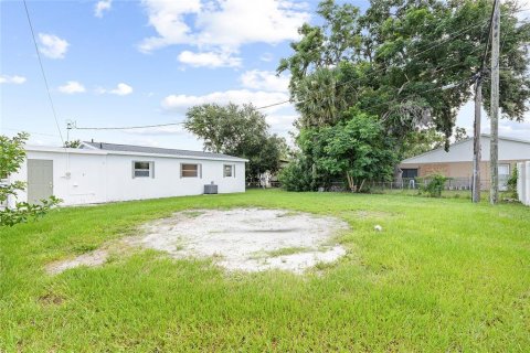 House in Pinellas Park, Florida 3 bedrooms, 76.64 sq.m. № 1841836 - photo 22