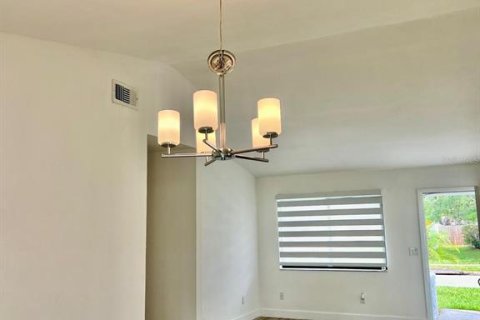 Villa ou maison à louer à Orlando, Floride: 3 chambres, 105.17 m2 № 2386370 - photo 10