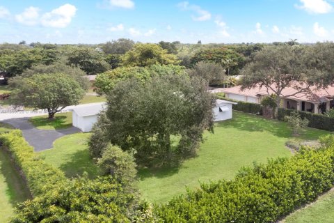 Casa en venta en Pinecrest, Florida, 2 dormitorios, 115.11 m2 № 1896410 - foto 8