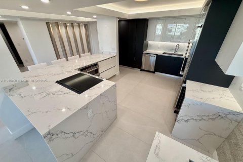 Купить кондоминиум в Майами-Бич, Флорида 2 спальни, 141.21м2, № 1972099 - фото 11