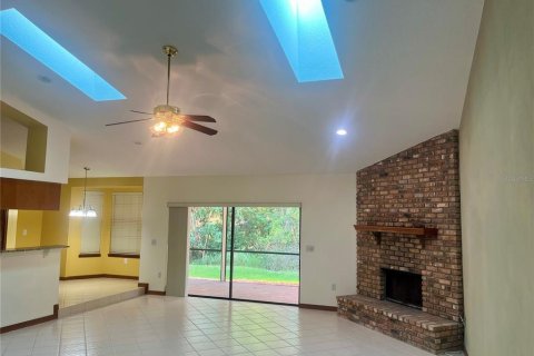 Villa ou maison à louer à Orlando, Floride: 4 chambres, 249.81 m2 № 1740774 - photo 6