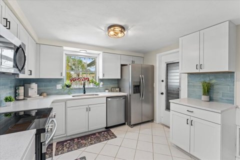 Villa ou maison à vendre à Port Richey, Floride: 2 chambres, 104.14 m2 № 2215345 - photo 26