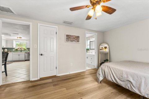 Villa ou maison à vendre à Port Richey, Floride: 2 chambres, 104.14 m2 № 2215345 - photo 2