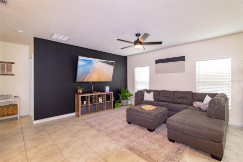 Villa ou maison à vendre à Winter Haven, Floride: 3 chambres, 120.96 m2 № 1734462 - photo 4