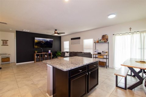 Villa ou maison à vendre à Winter Haven, Floride: 3 chambres, 120.96 m2 № 1734462 - photo 8