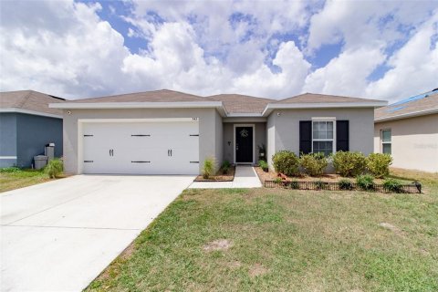 Villa ou maison à vendre à Winter Haven, Floride: 3 chambres, 120.96 m2 № 1734462 - photo 1