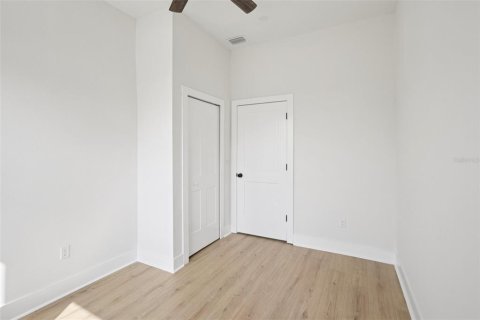 Villa ou maison à vendre à Tampa, Floride: 5 chambres, 171.68 m2 № 2143205 - photo 24