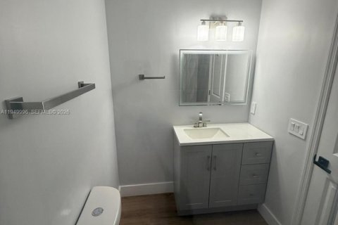 Villa ou maison à vendre à Lake Worth, Floride: 2 chambres, 189.15 m2 № 2006936 - photo 2