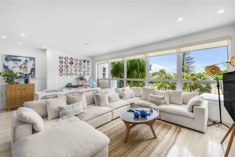 Copropriété à louer à Miami Beach, Floride: 2 chambres, 119.19 m2 № 1612215 - photo 7