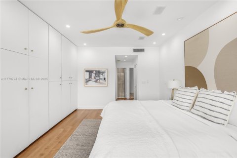 Copropriété à louer à Miami Beach, Floride: 2 chambres, 119.19 m2 № 1612215 - photo 16