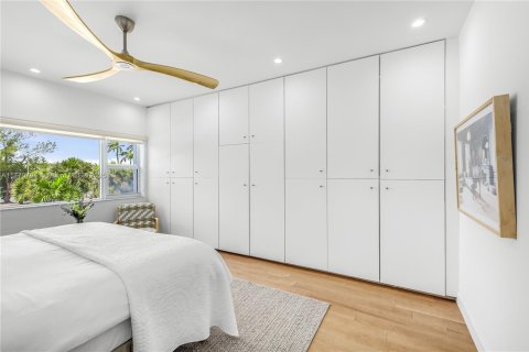 Copropriété à louer à Miami Beach, Floride: 2 chambres, 119.19 m2 № 1612215 - photo 15