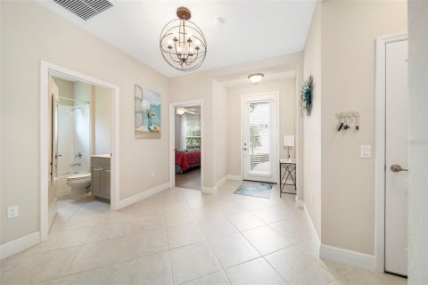 House in Bradenton, Florida 3 bedrooms, 152.55 sq.m. № 2329581 - photo 30