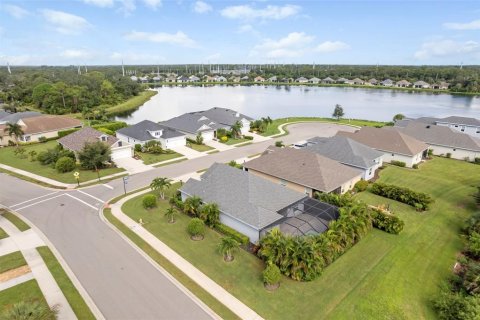 House in Bradenton, Florida 3 bedrooms, 152.55 sq.m. № 2329581 - photo 10