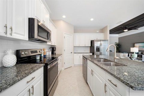 House in Bradenton, Florida 3 bedrooms, 152.55 sq.m. № 2329581 - photo 25