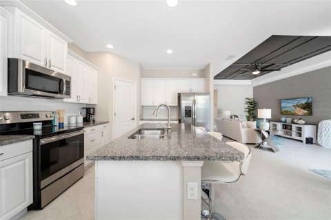 House in Bradenton, Florida 3 bedrooms, 152.55 sq.m. № 2329581 - photo 26