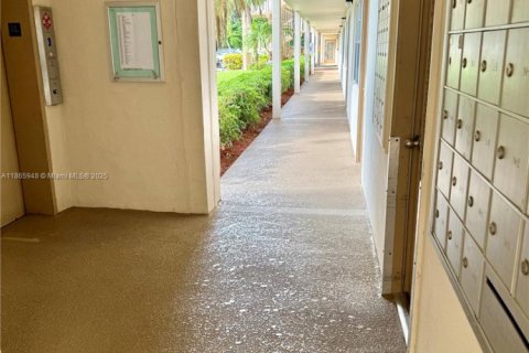 Copropriété à vendre à Coconut Creek, Floride: 2 chambres, 107.4 m2 № 1893496 - photo 30
