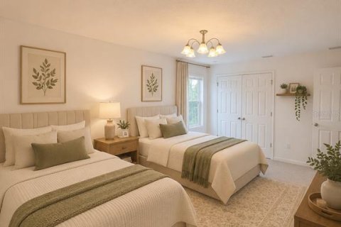 House in Davenport, Florida 4 bedrooms, 274.62 sq.m. № 2202246 - photo 28