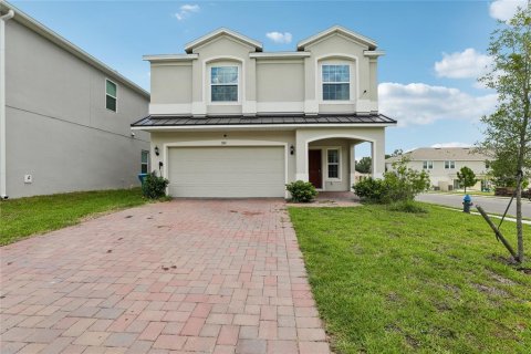 House in Davenport, Florida 4 bedrooms, 274.62 sq.m. № 2202246 - photo 2