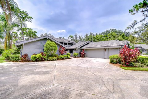 House in Wesley Chapel, Florida 3 bedrooms, 226.77 sq.m. № 1832666 - photo 15
