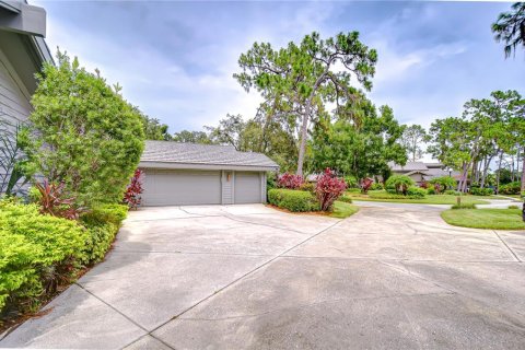 House in Wesley Chapel, Florida 3 bedrooms, 226.77 sq.m. № 1832666 - photo 26