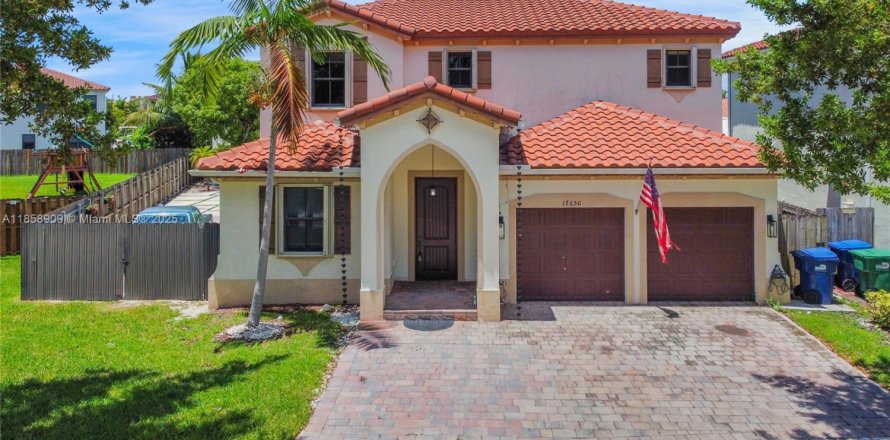Villa ou maison à Miami, Floride 5 chambres, 227.05 m2 № 1887400