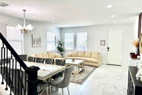 Casa en alquiler en Davenport, Florida, 5 dormitorios, 324.41 m2 № 1904478 - foto 5
