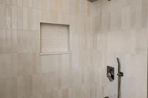 Casa en venta en Tampa, Florida, 3 dormitorios, 123.19 m2 № 1902664 - foto 22