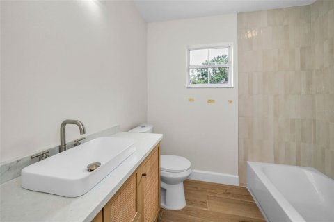 Casa en venta en Tampa, Florida, 3 dormitorios, 123.19 m2 № 1902664 - foto 21