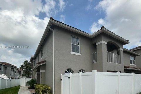 Adosado en venta en Miramar, Florida, 3 dormitorios, 143.72 m2 № 2036495 - foto 21