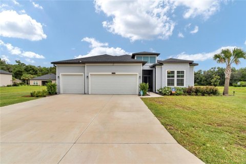 House in Dunnellon, Florida 4 bedrooms, 212.93 sq.m. № 2203079 - photo 5