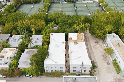 Condominio en venta en Miami Beach, Florida, 3 habitaciones, 48.31 m2 № 2027936 - foto 28