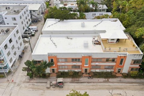 Condominio en venta en Miami Beach, Florida, 3 habitaciones, 48.31 m2 № 2027936 - foto 25